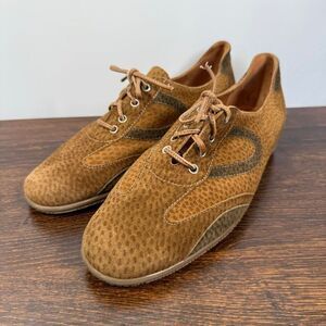 Chiarini Women’s lace up tan leather suede shoe size 9 insole 10”